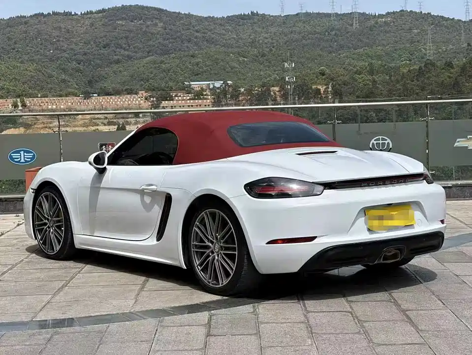 Porsche 718