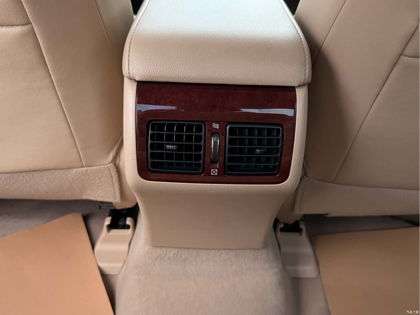 Toyota Camry, 2012 17