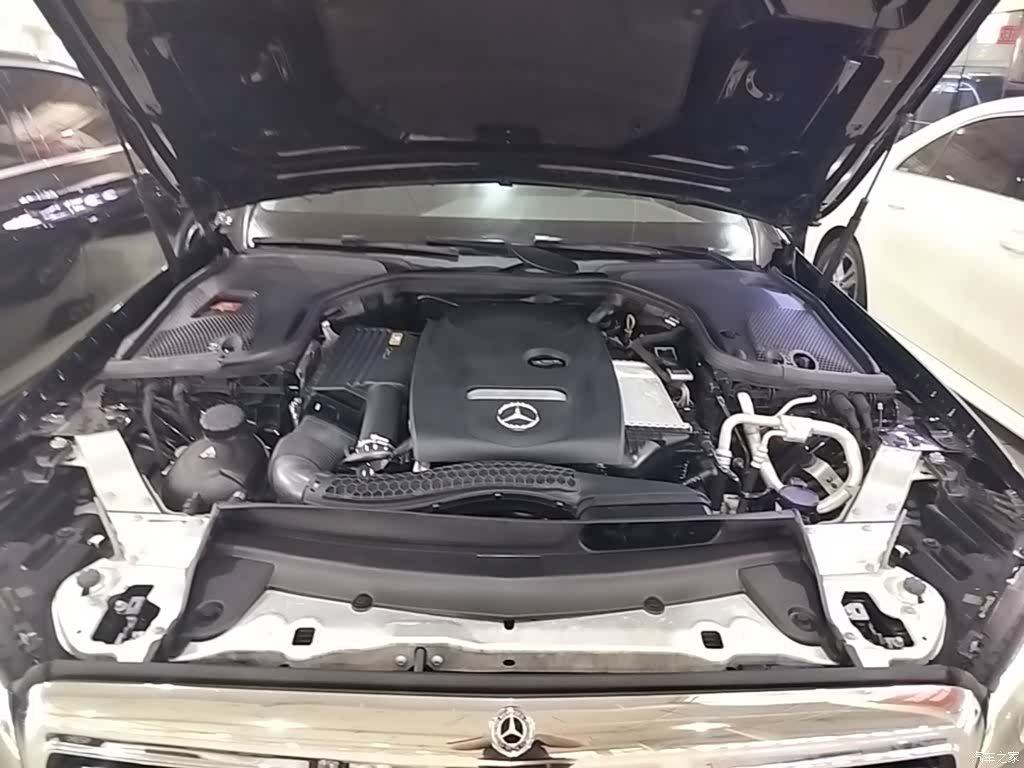 Mercedes-Benz E-Class, 2018 20