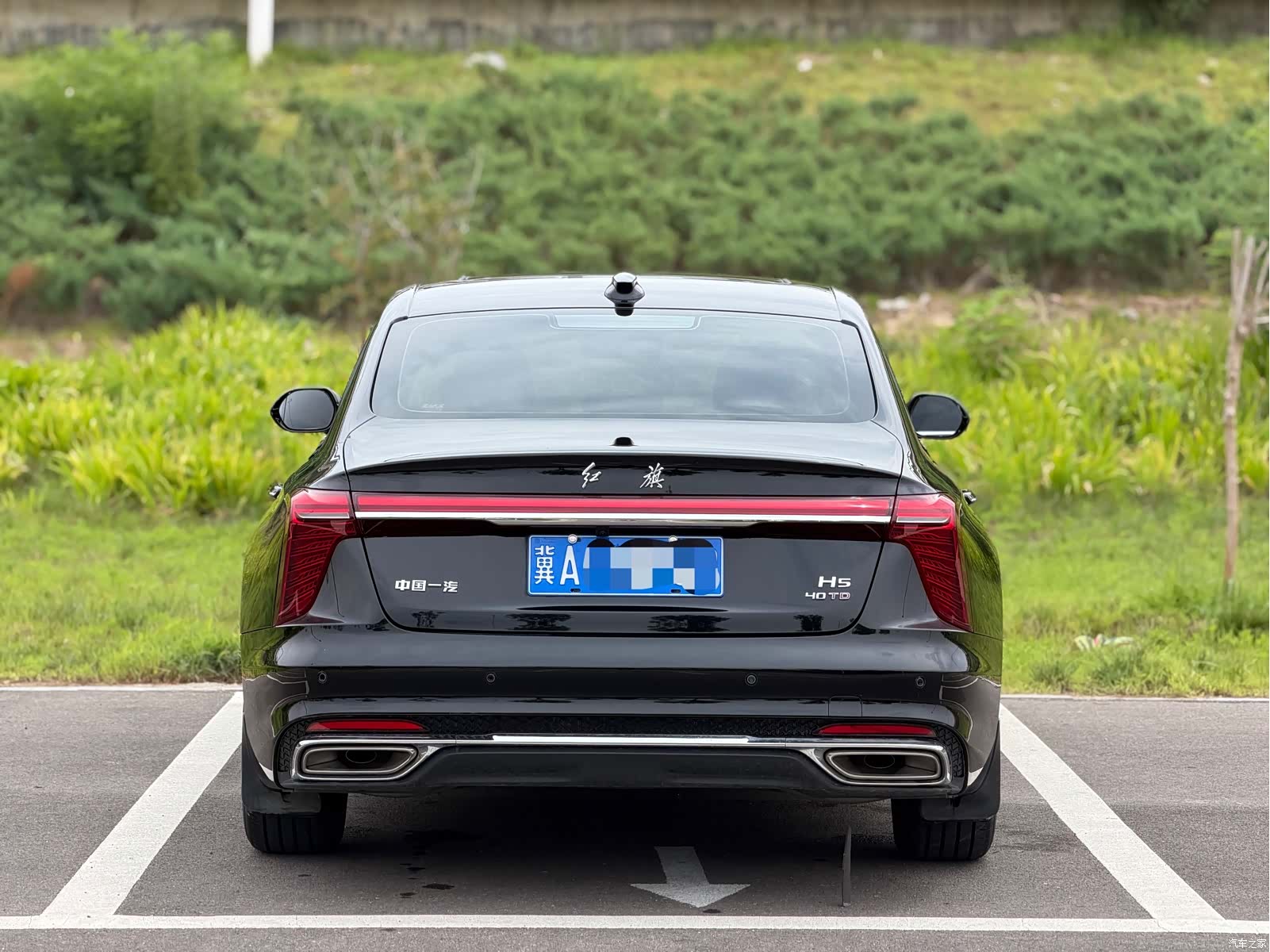 Hongqi H5, 2023 12