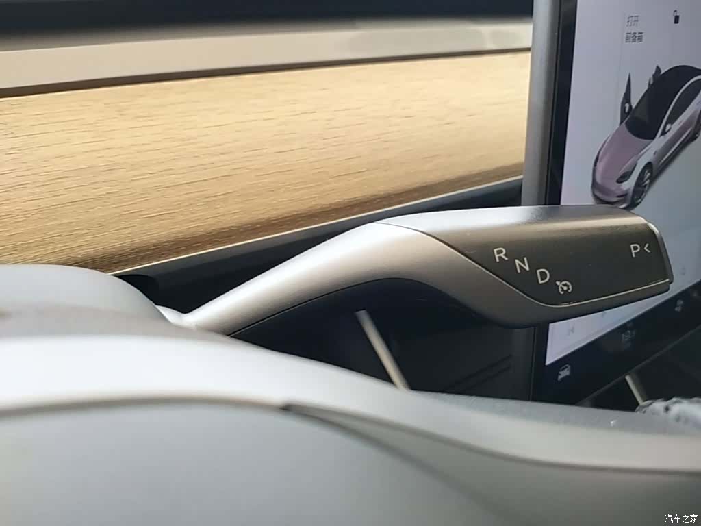 Tesla Model 3, 2020 14
