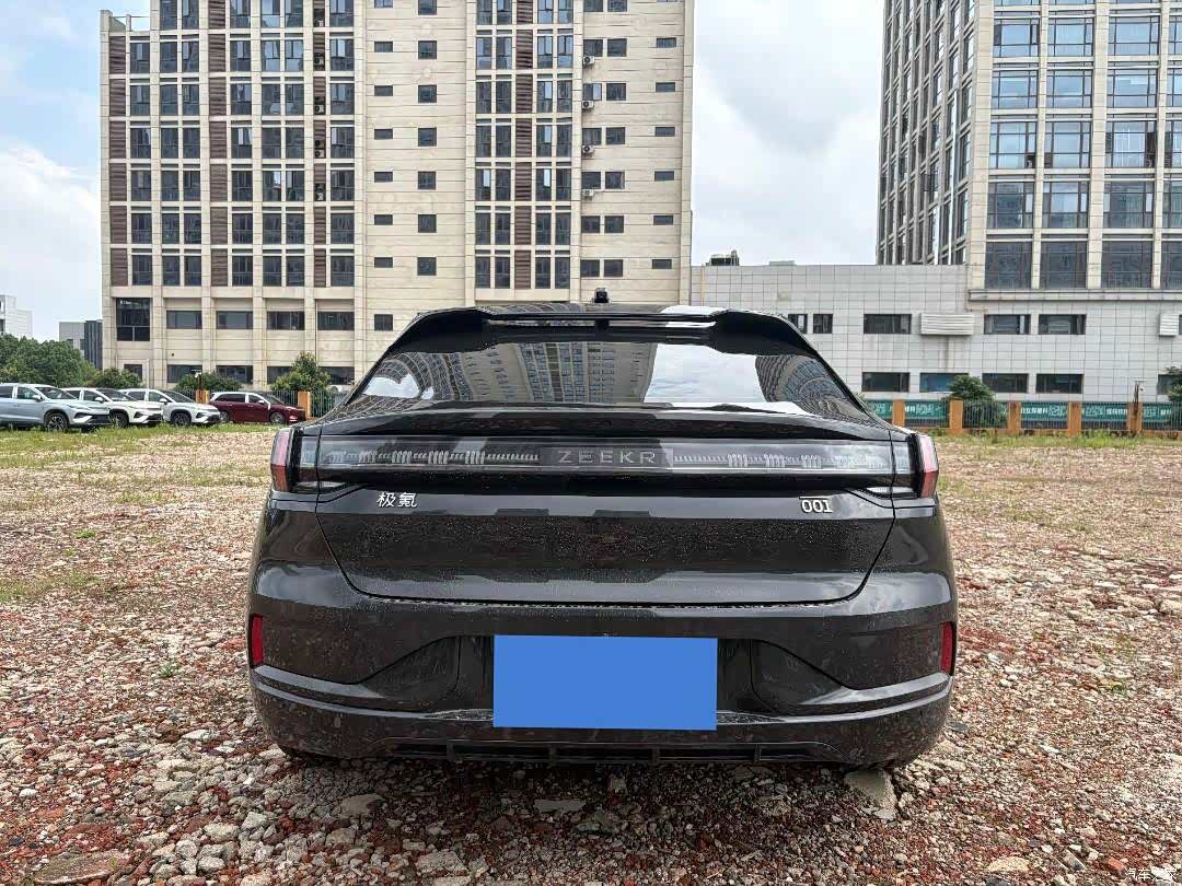 Zeekr 001, 2022 6