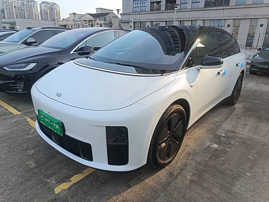 Li Auto i6