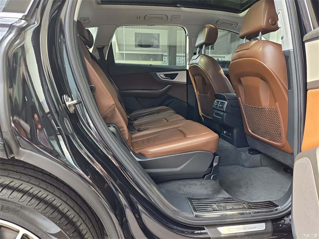 Audi Q7, 2019 7