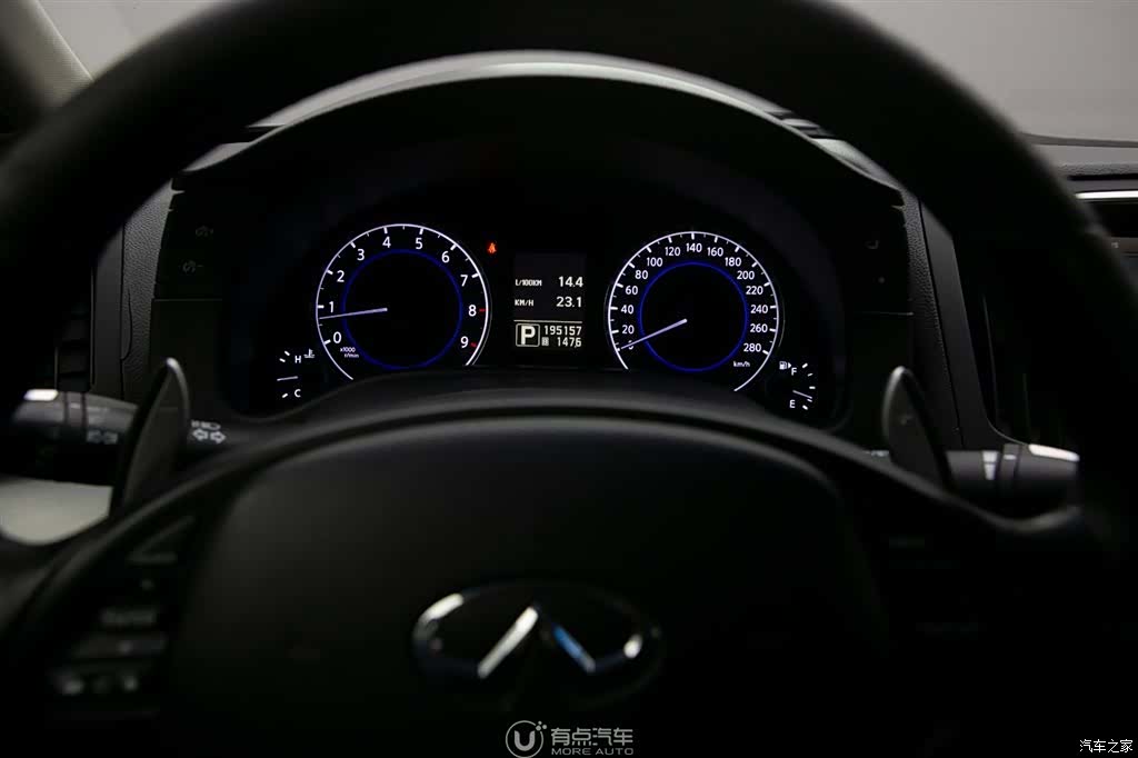 Infiniti G37, 2011 8