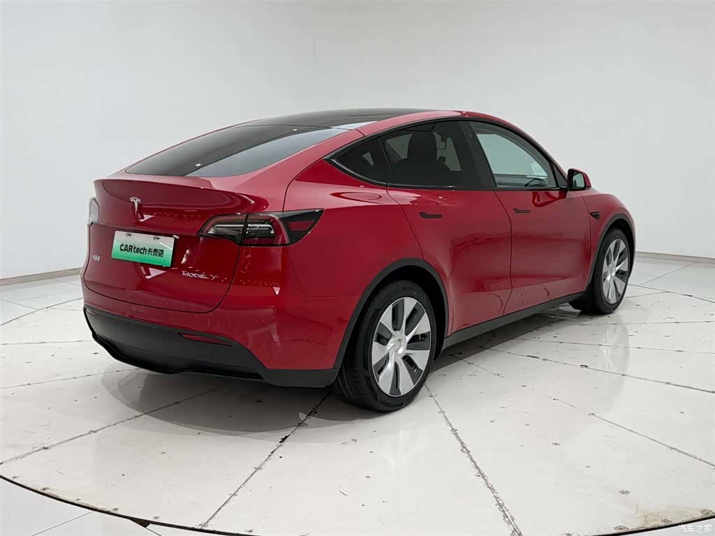 Tesla Model Y, 2021 8