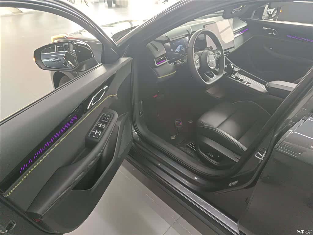 Lynk & Co 02, 2025 16