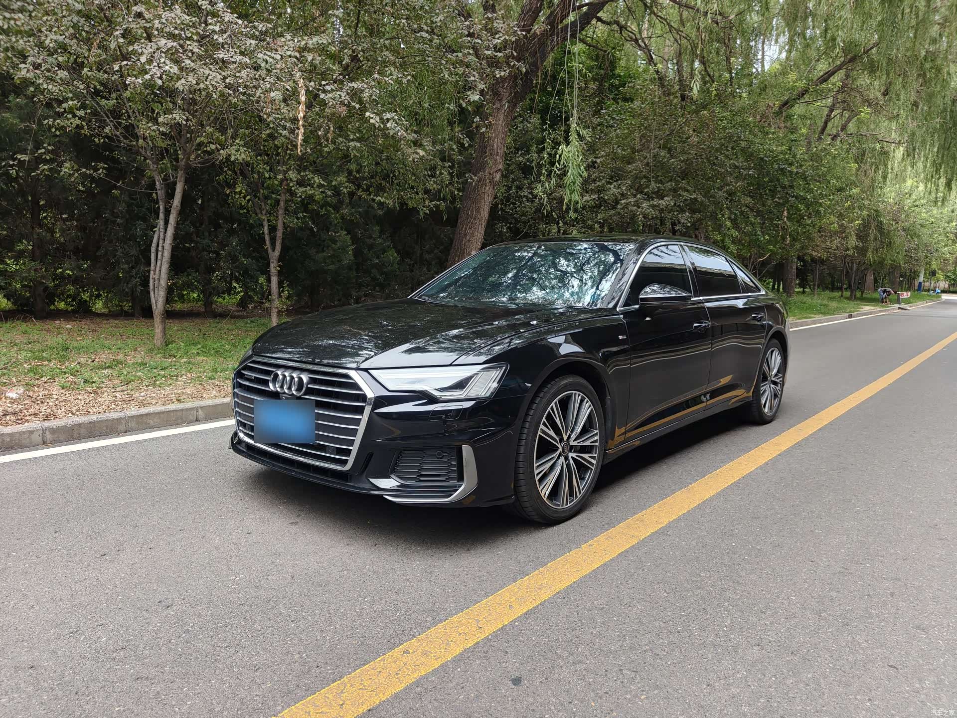 Audi A6L, 2022 1