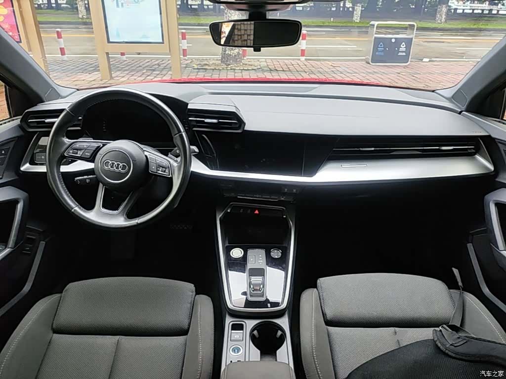 Audi A3, 2023 10
