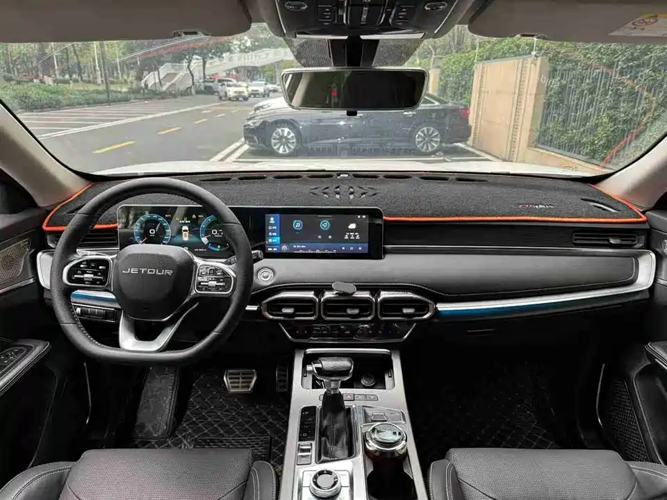 Jetour X70 PLUS