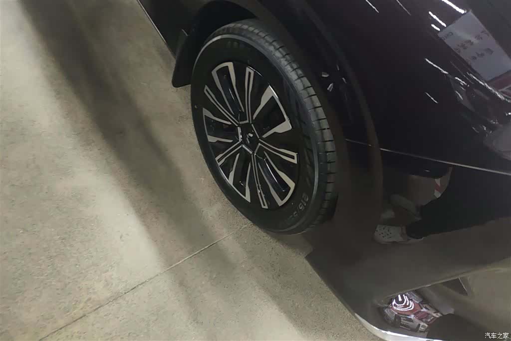 Wuling 730, 2025 6