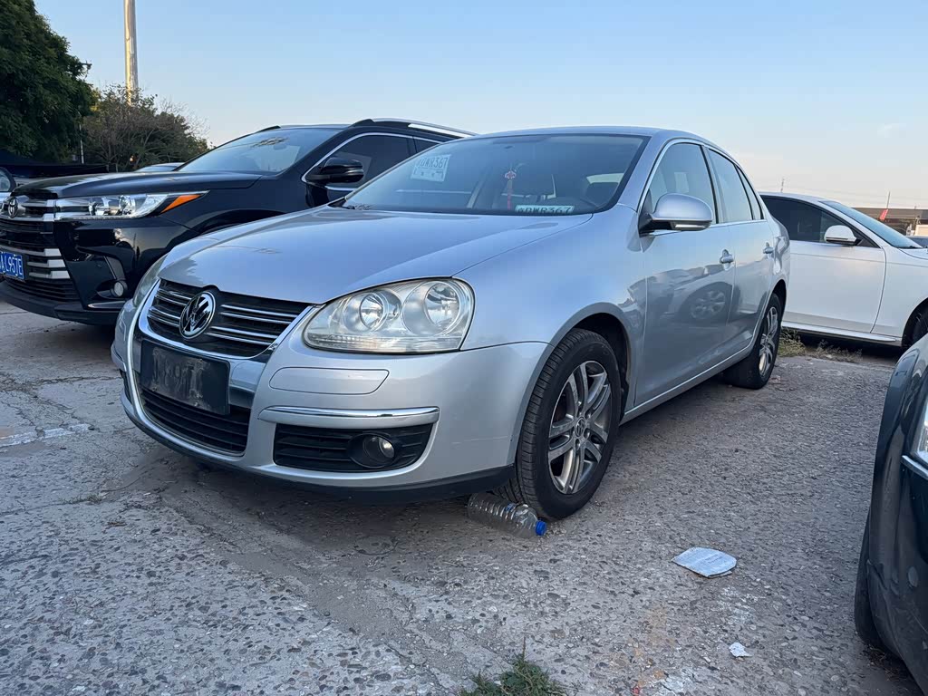 Volkswagen Sagitar 2009 1.6L AT Comfort
