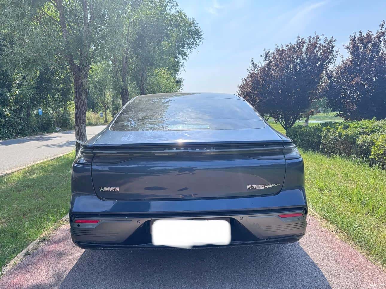 Geely 8, 2025 8