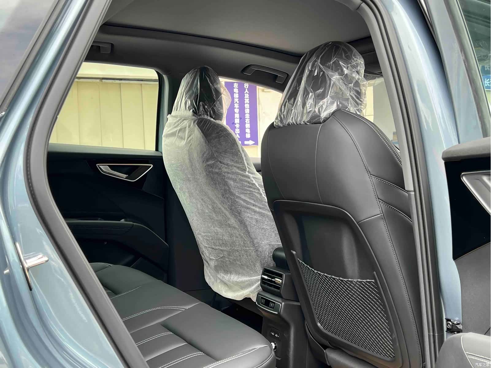 Audi Q4 e-tron, 2026 6