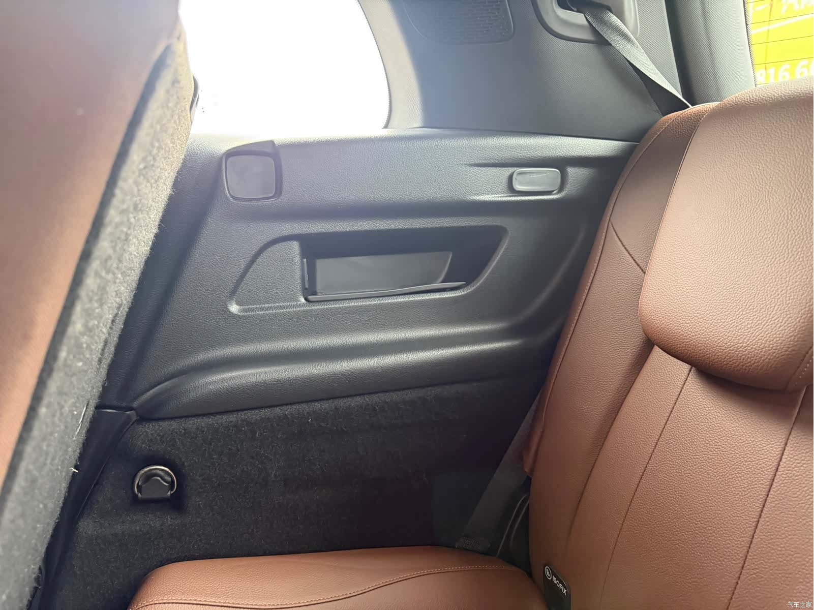 Mercedes-Benz GLB, 2021 37