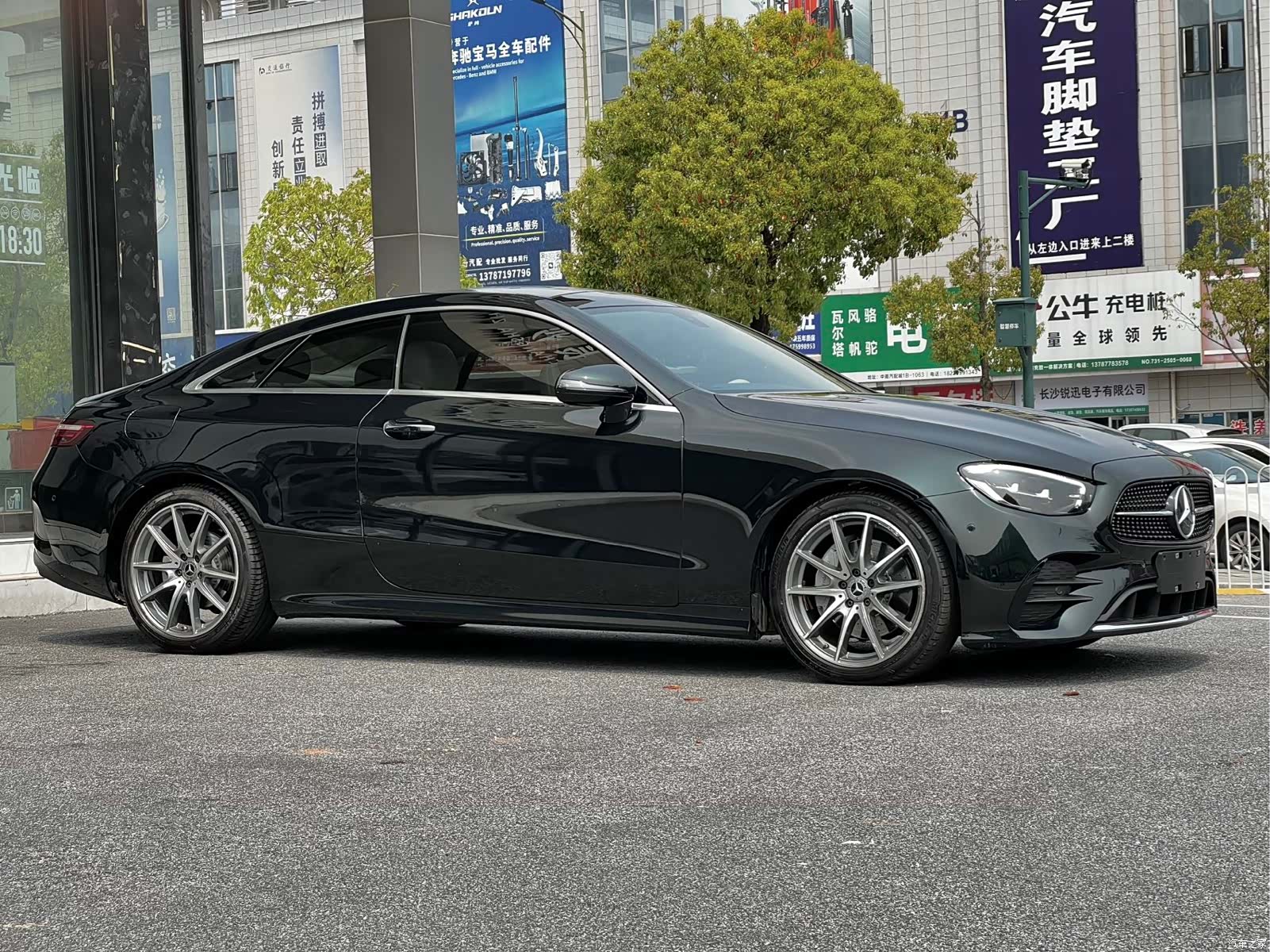 Mercedes-Benz E-Class, 2021 3