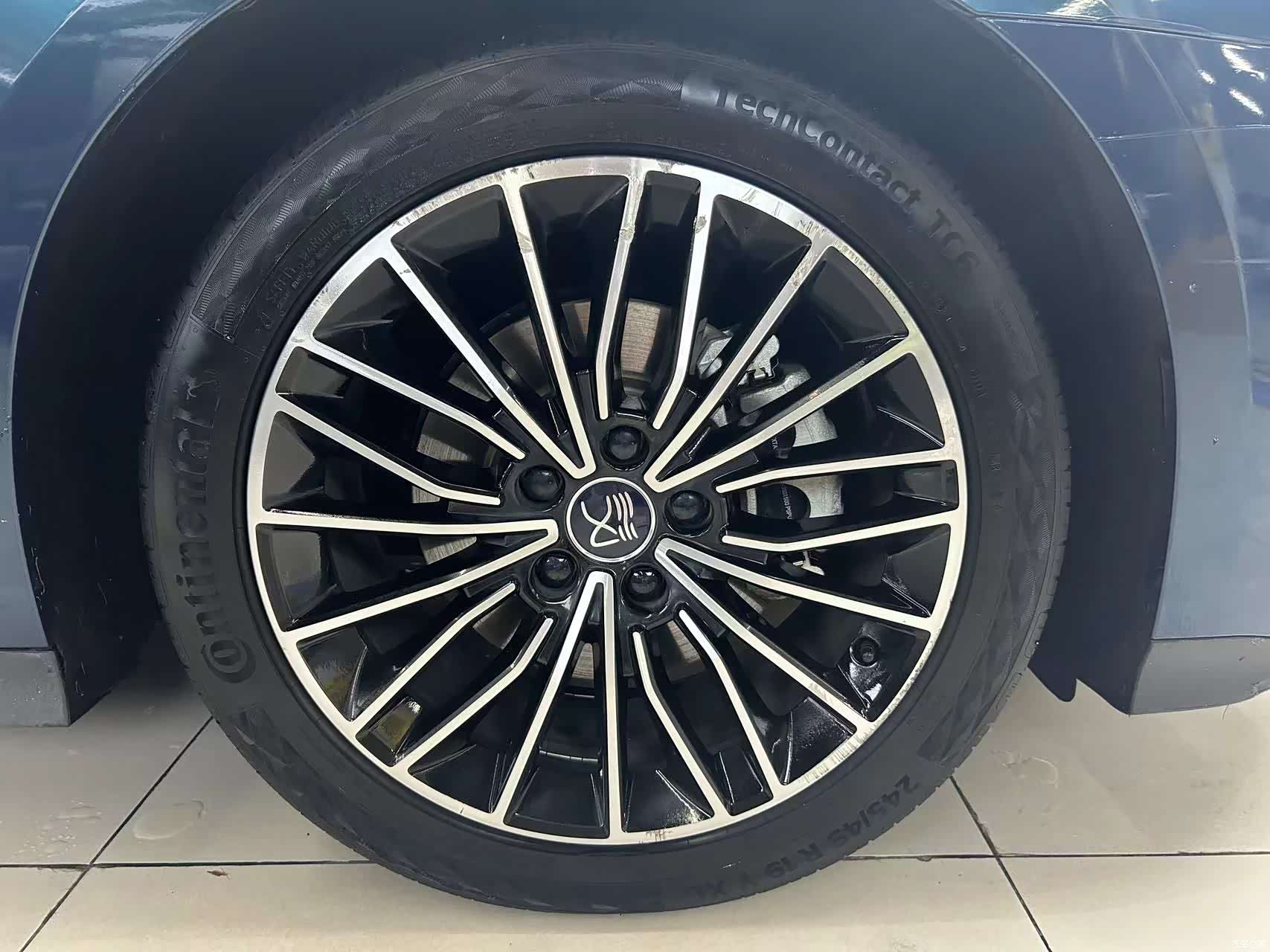 BYD Han, 2022 18