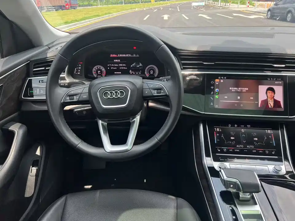 Audi Q8 Audi Q8