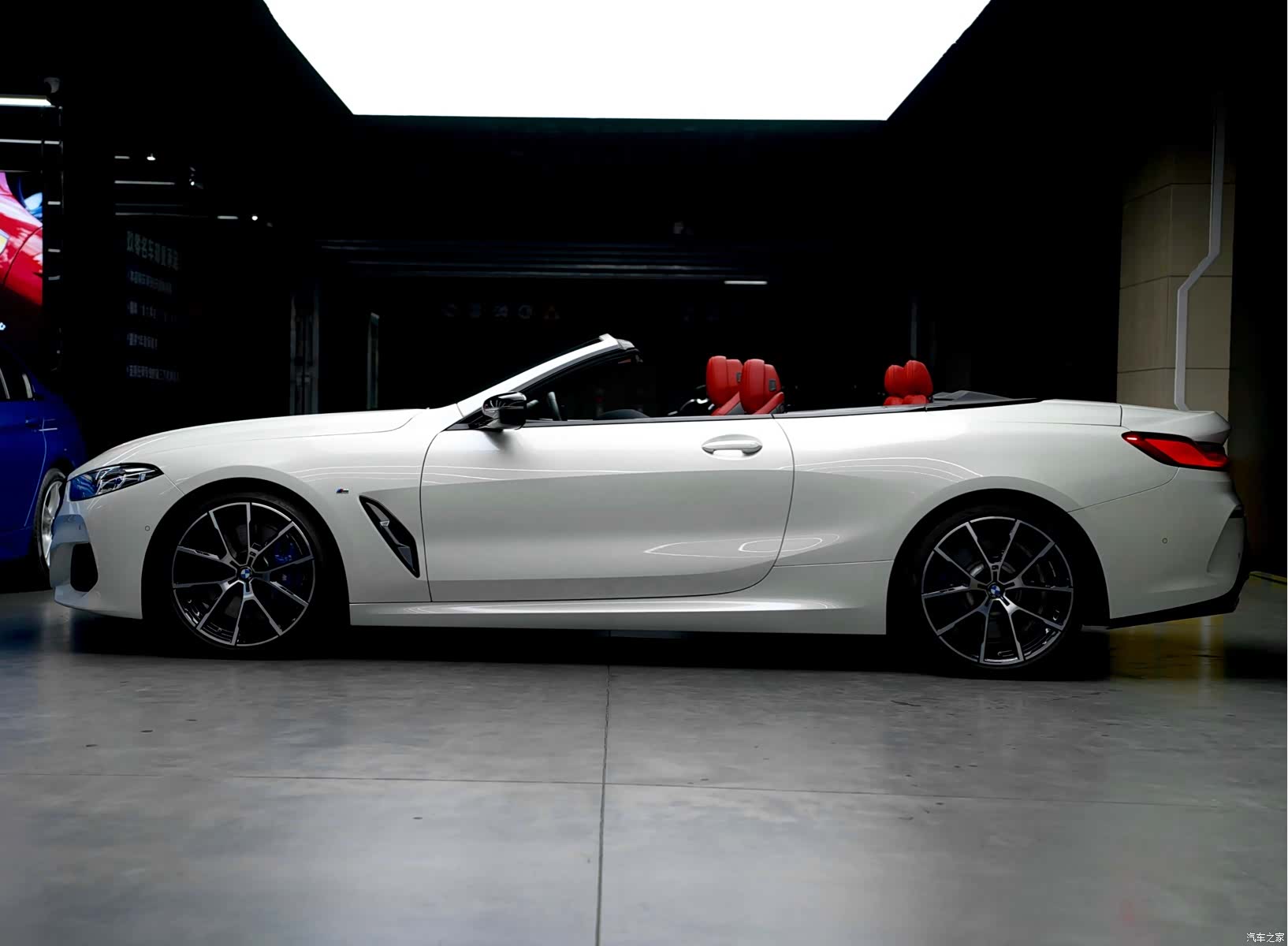 BMW 8 Series, 2023 3