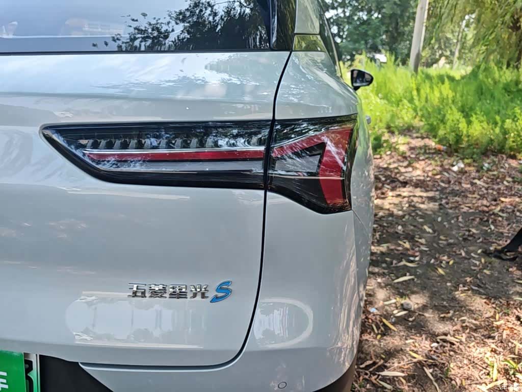 Wuling Starlight, 2024 8
