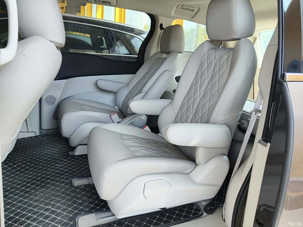 Buick GL8, 2021 17