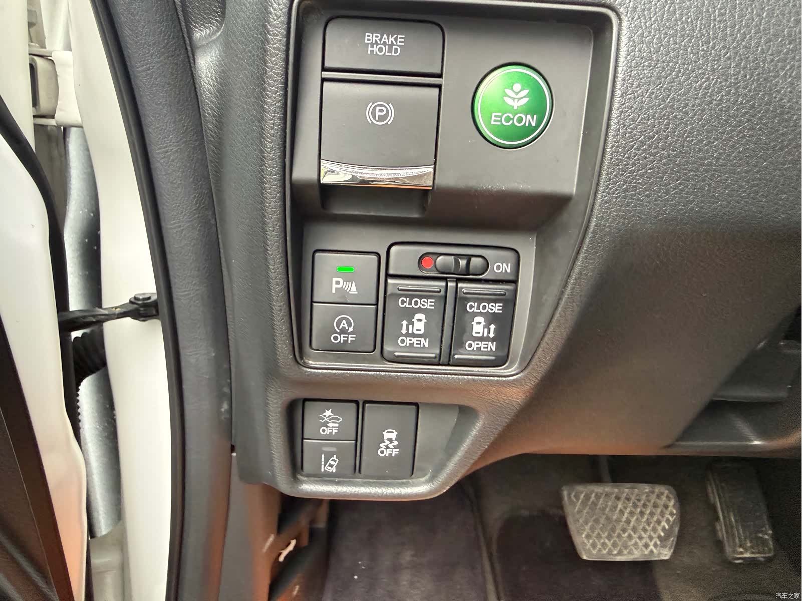 Honda Elysion, 2018 13