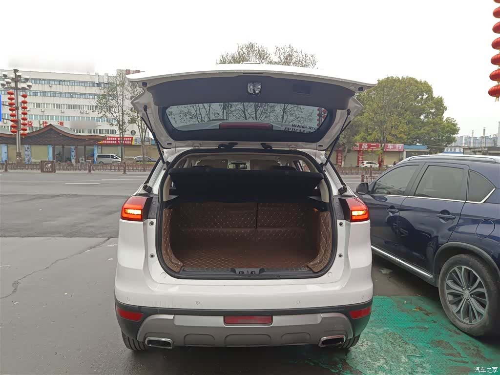 Geely Boyue, 2017 15