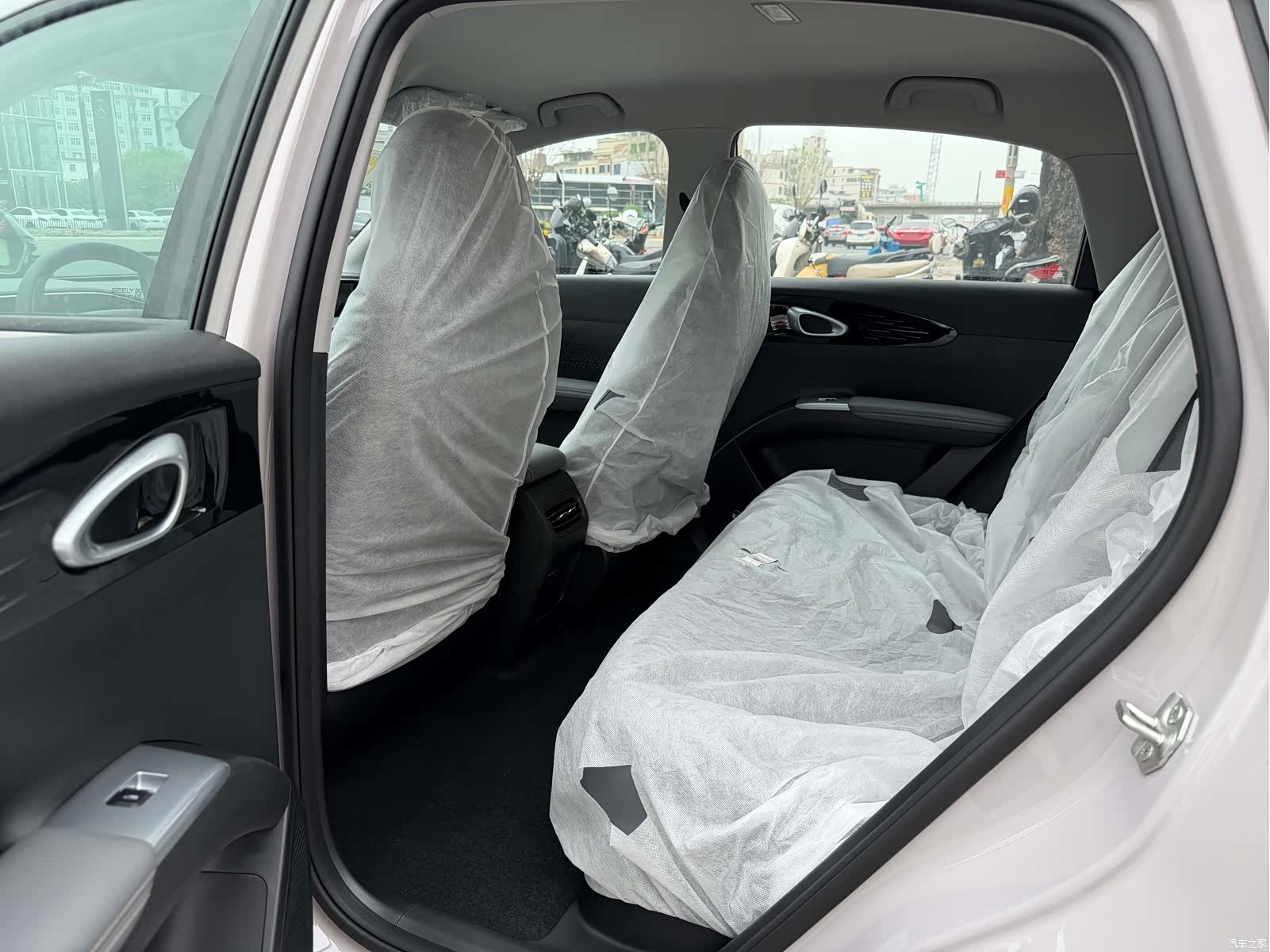 Geely Xingyuan, 2026 8