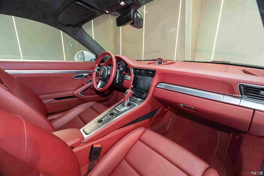 Porsche 911, 2019 14