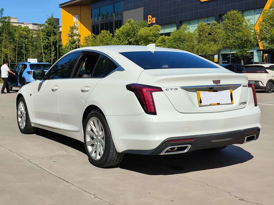 Cadillac CT5