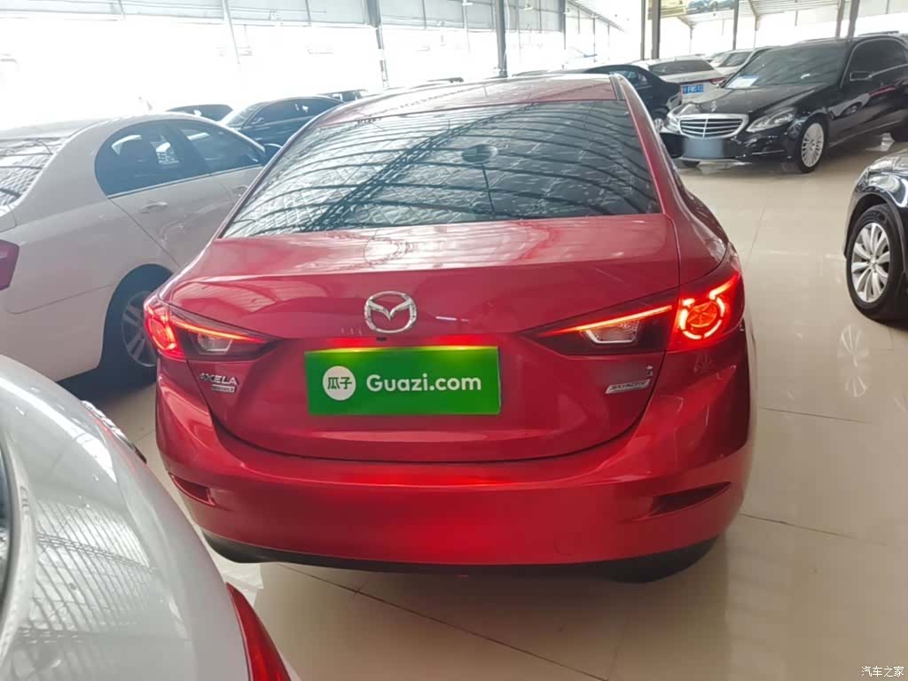Mazda Mazda3, 2017 6