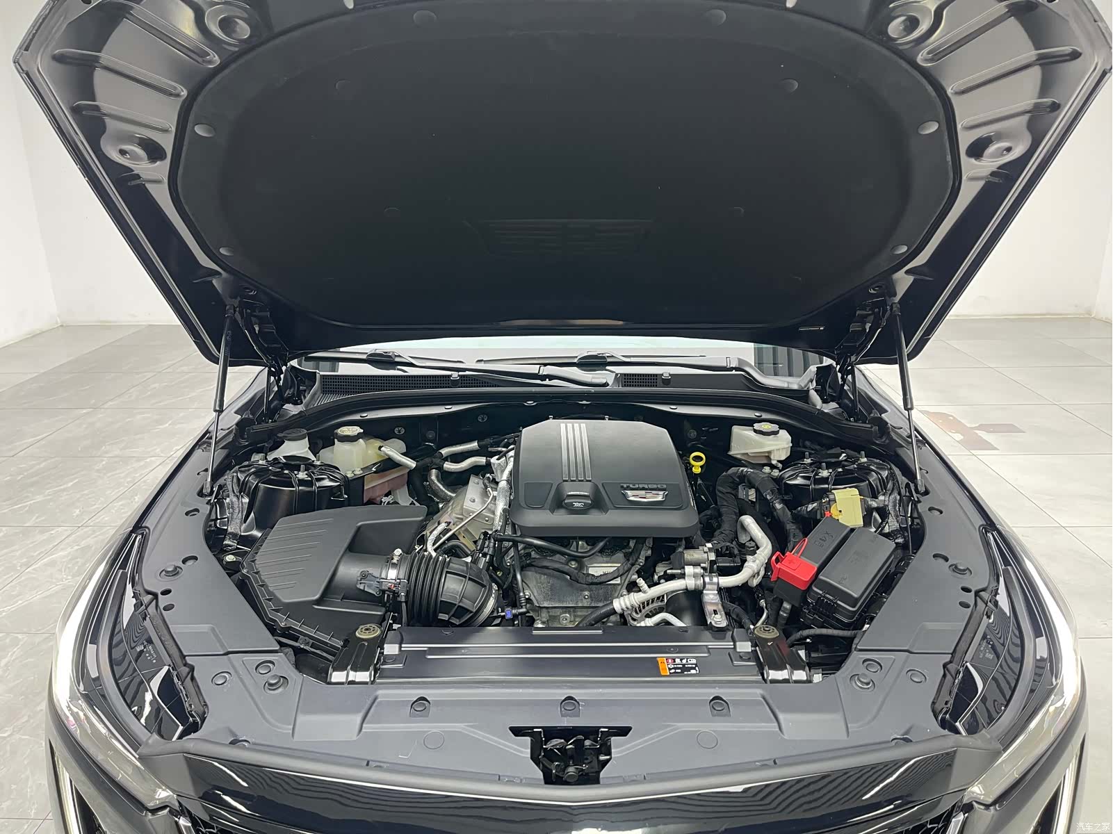 Cadillac CT5, 2023 9