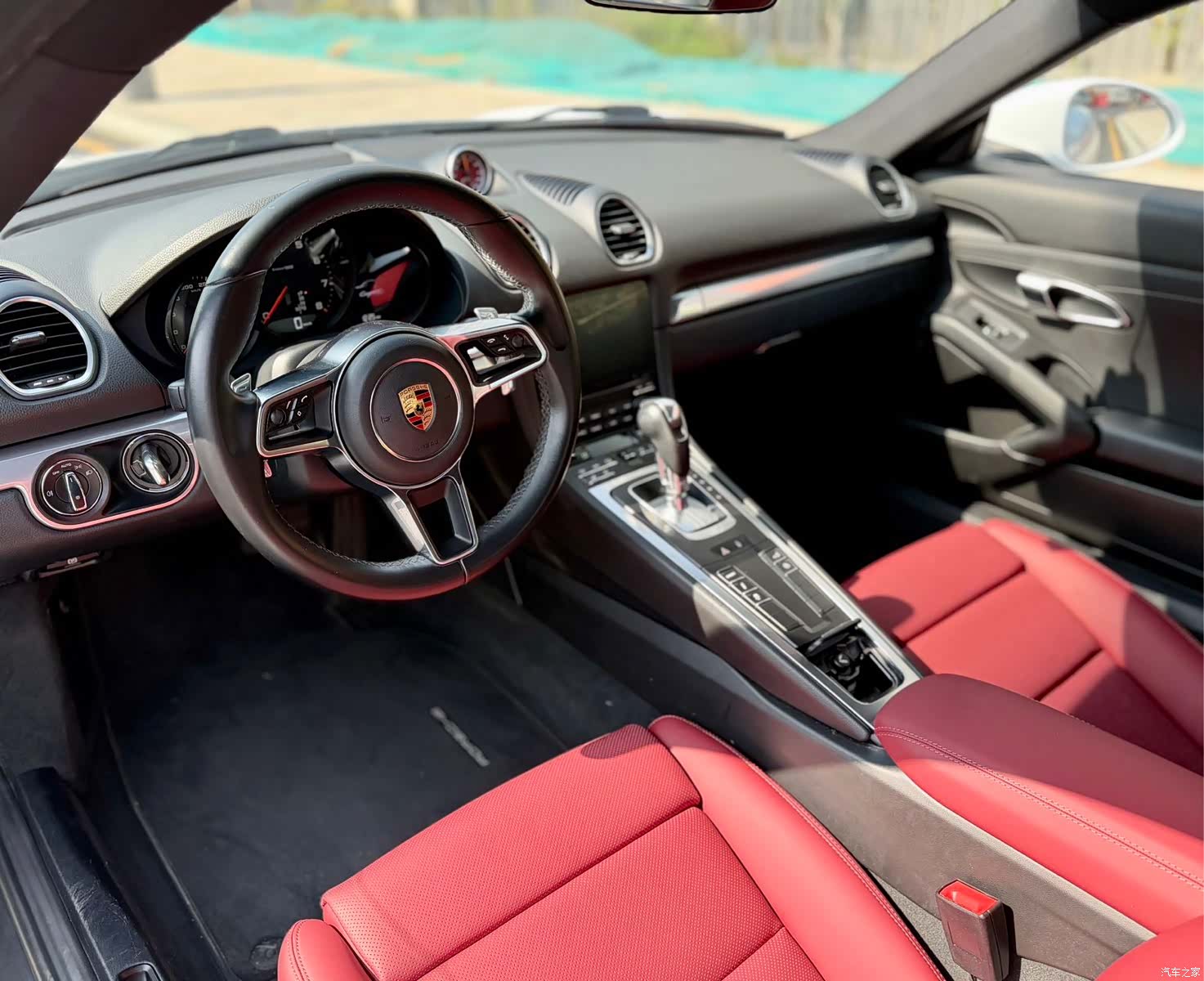 Porsche Cayman, 2017 9