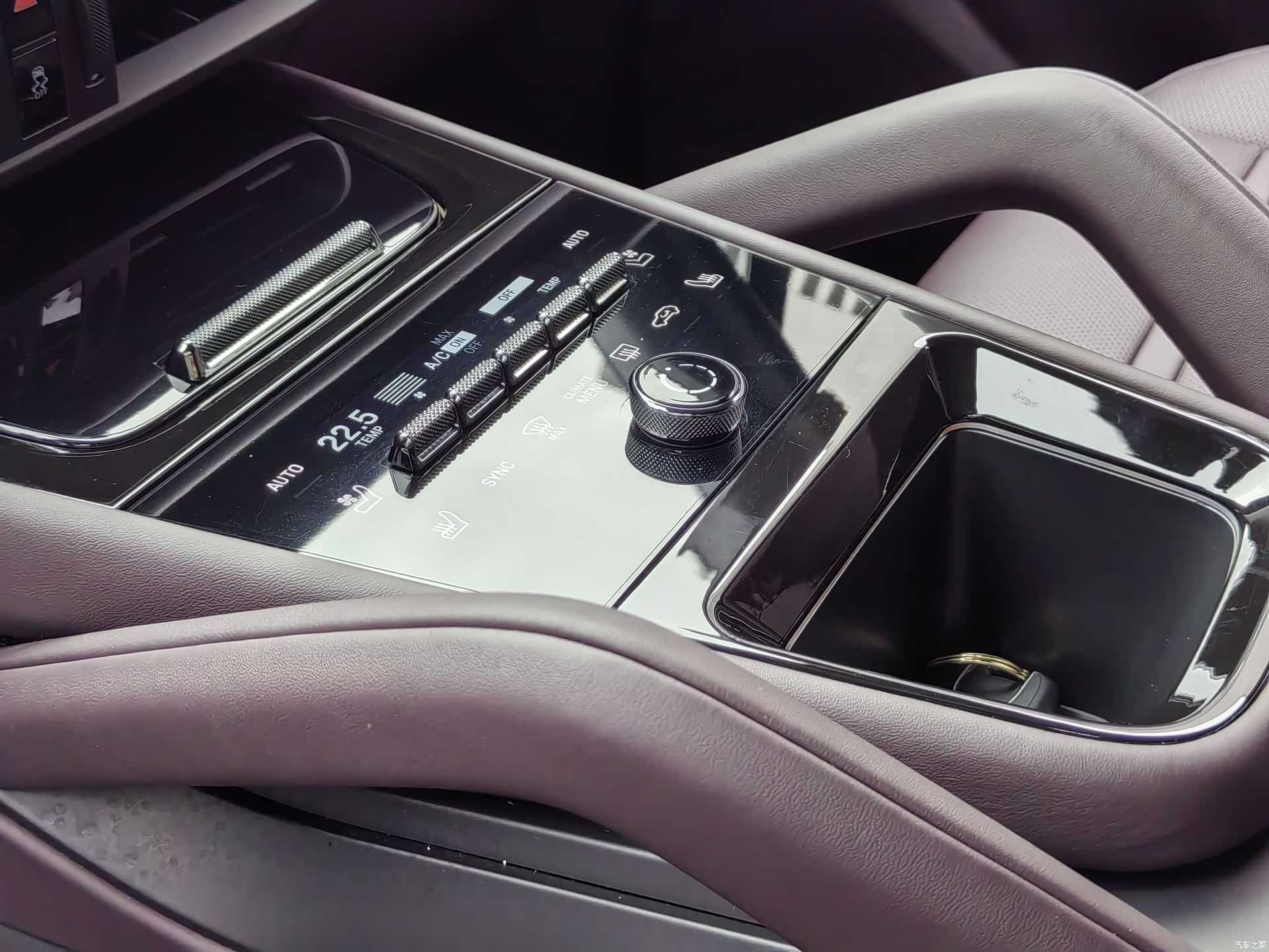 Porsche Cayenne, 2024 13