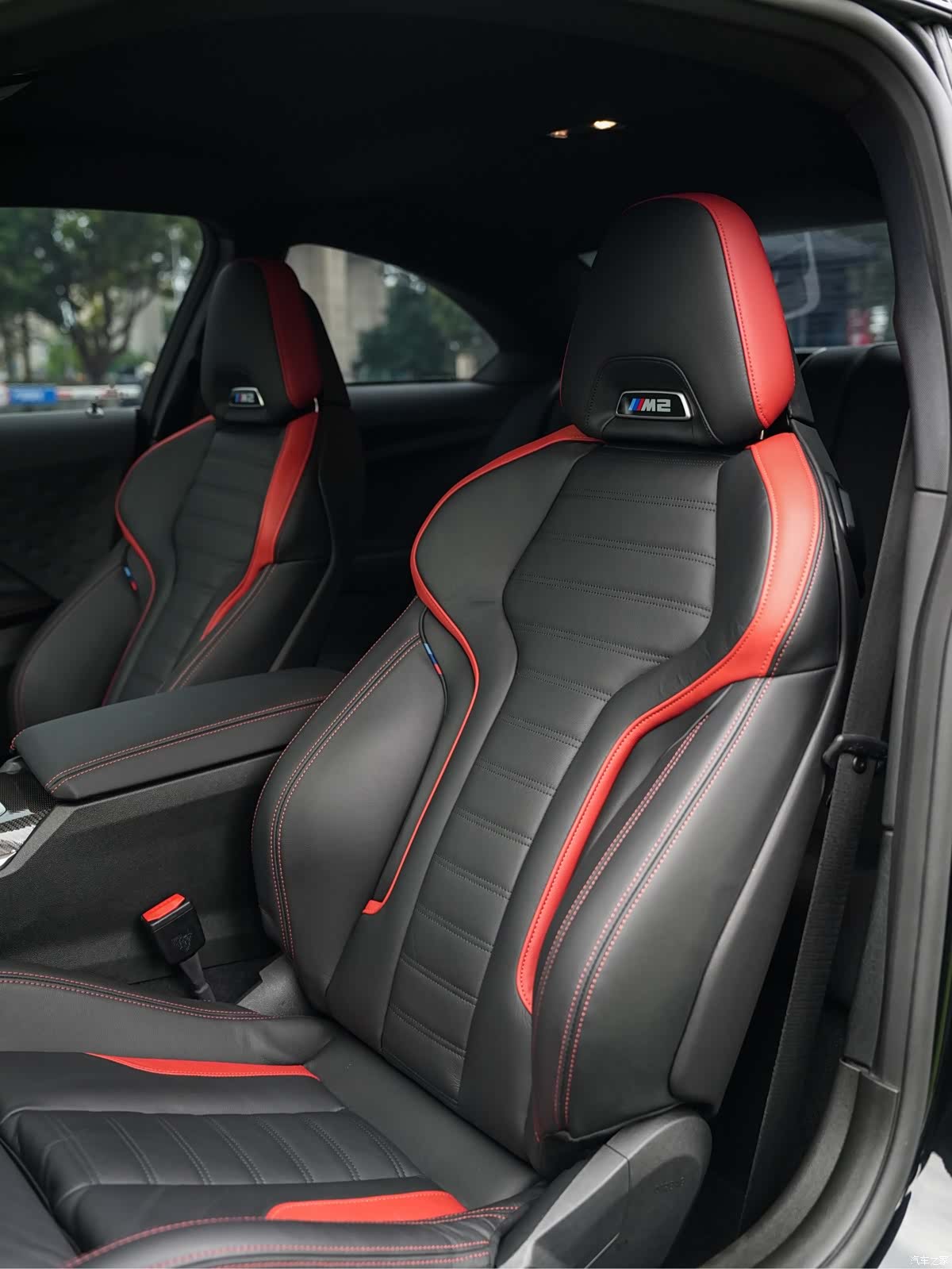 BMW M2, 2025 11