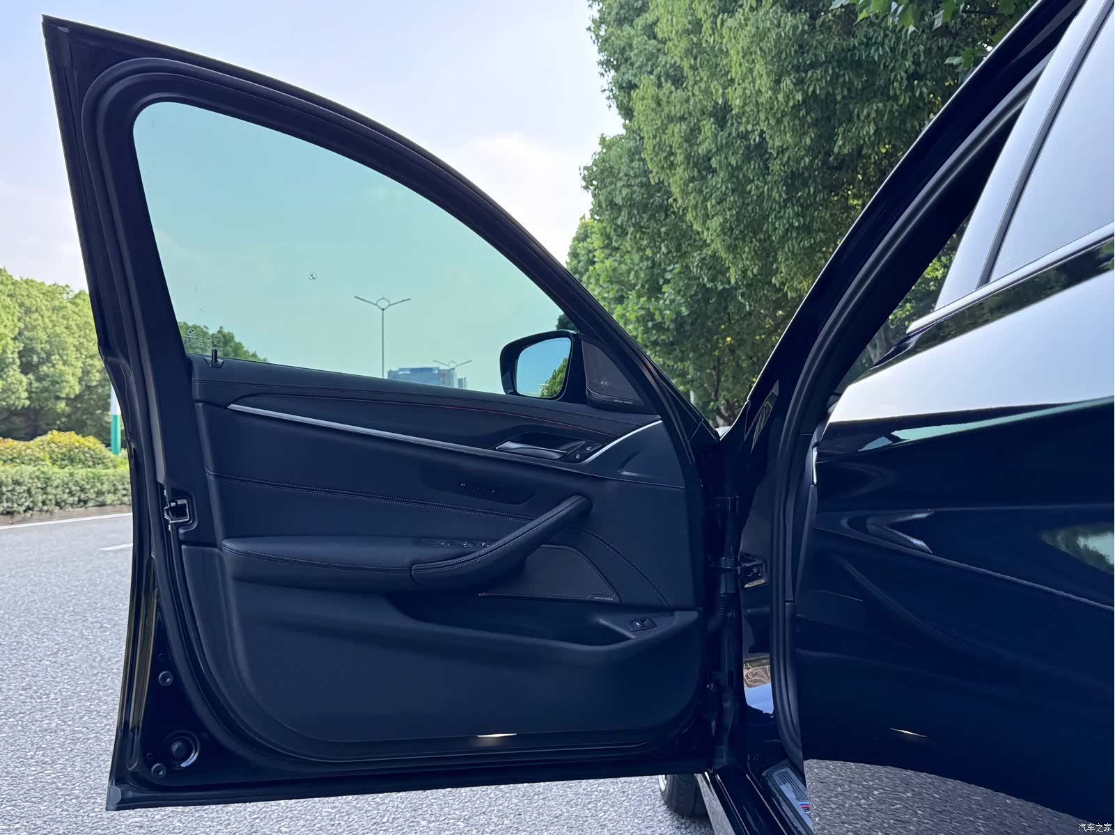 BMW 5 Series, 2023 19