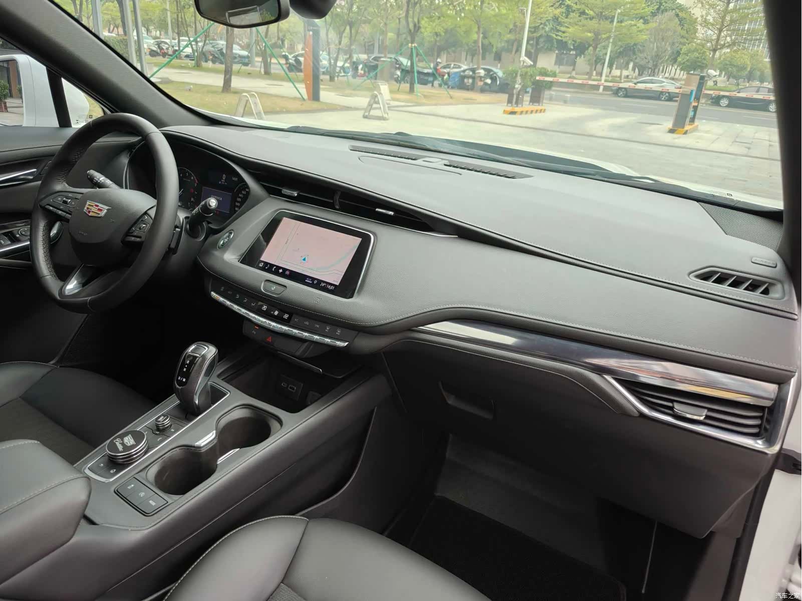 Cadillac XT4, 2019 все фото