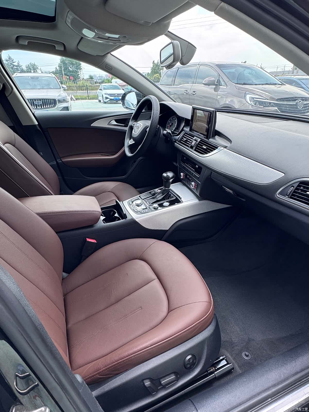Audi A6L, 2014 12