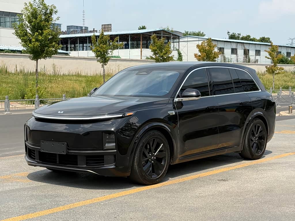 Li Auto L8