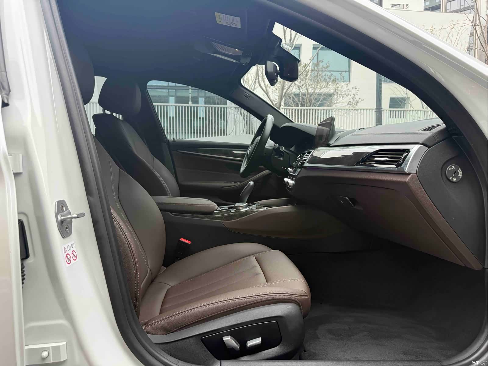 BMW 5 Series, 2019 13