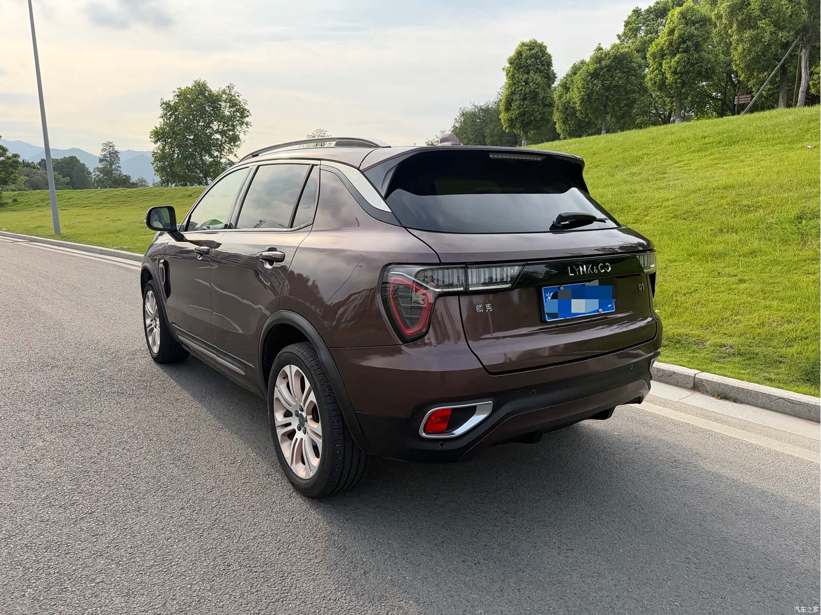 Lynk & Co 01, 2017 все фото