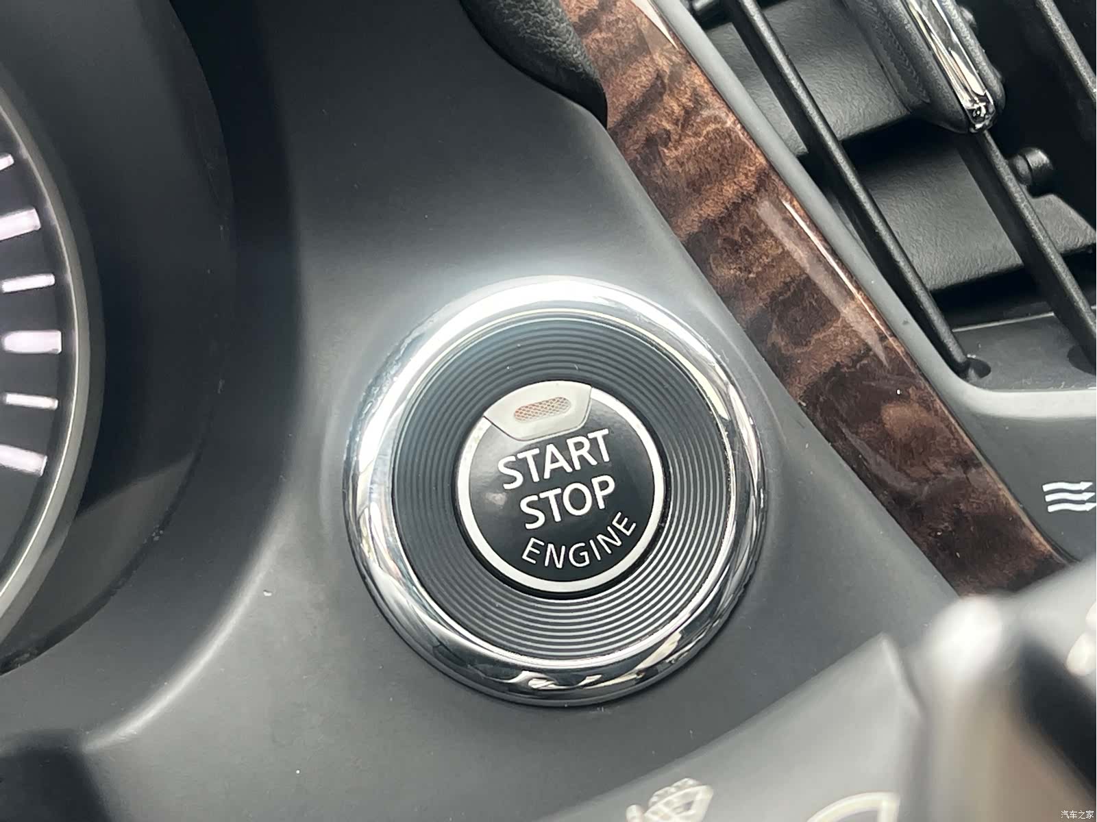 Infiniti Q50L, 2017 44
