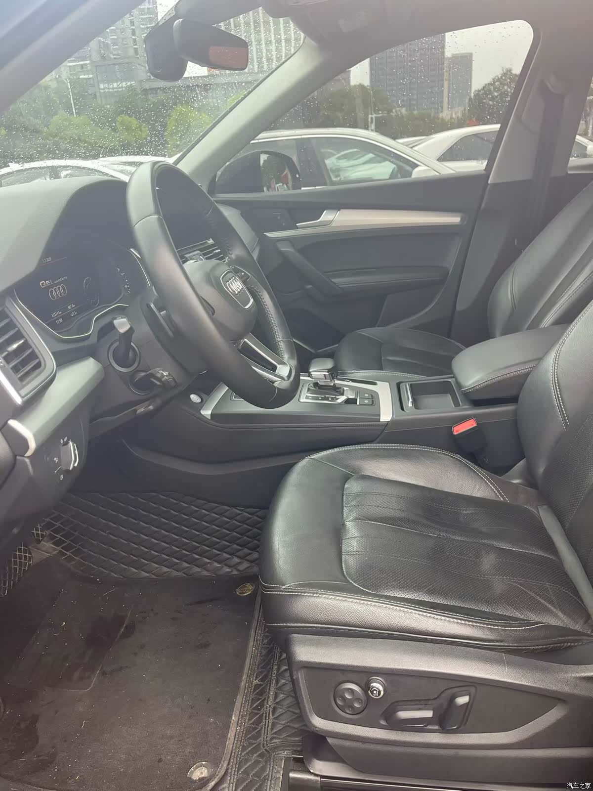 Audi Q5L, 2020 4