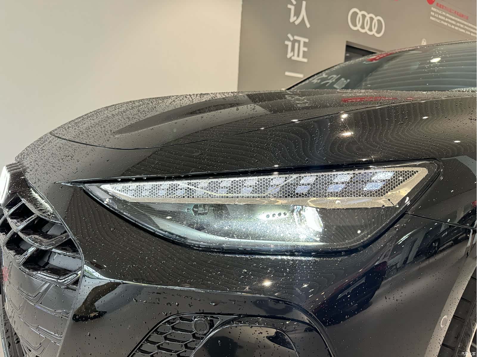 Audi A6L, 2026 12