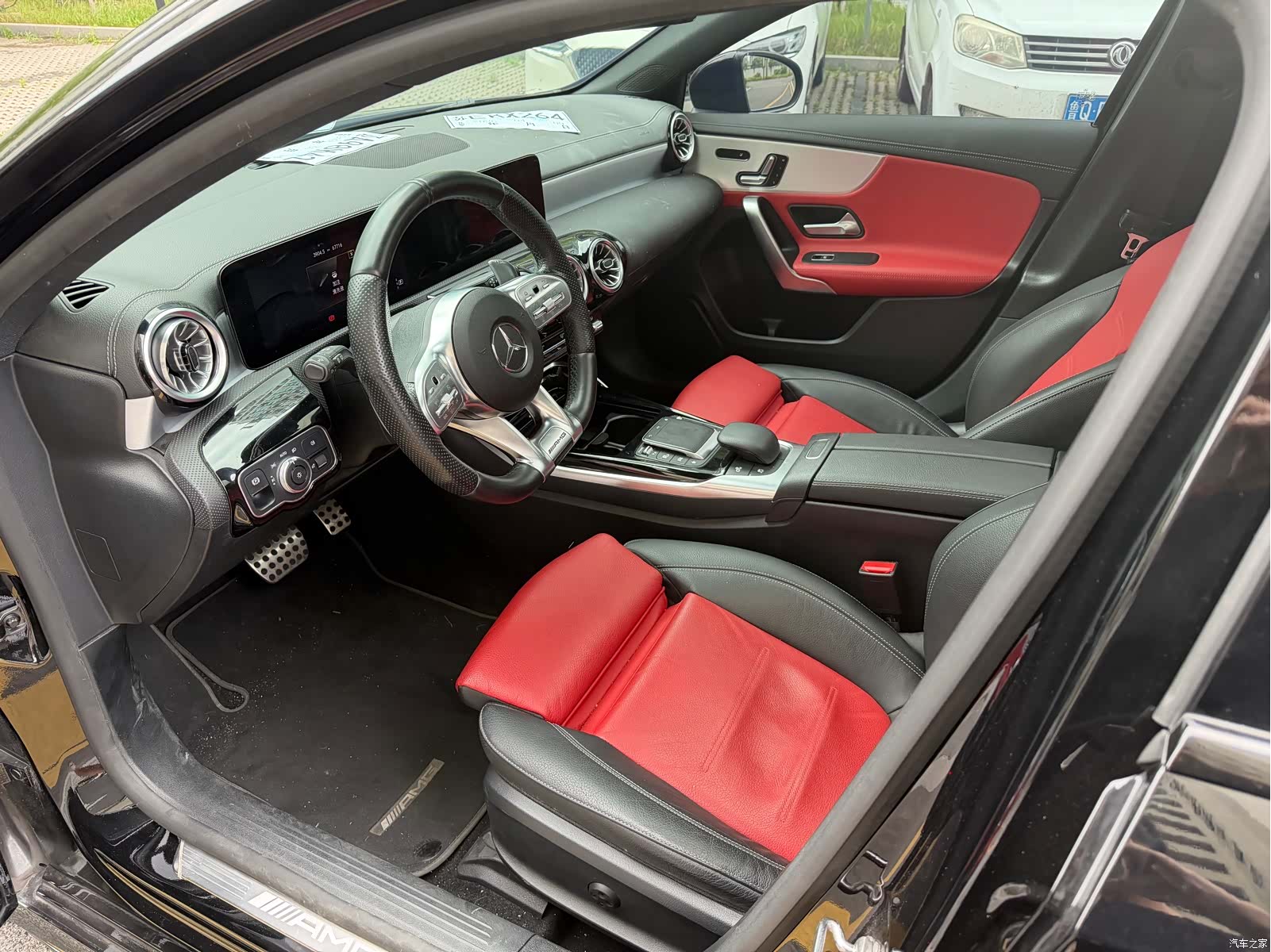 Mercedes-Benz A-Class, 2022 все фото