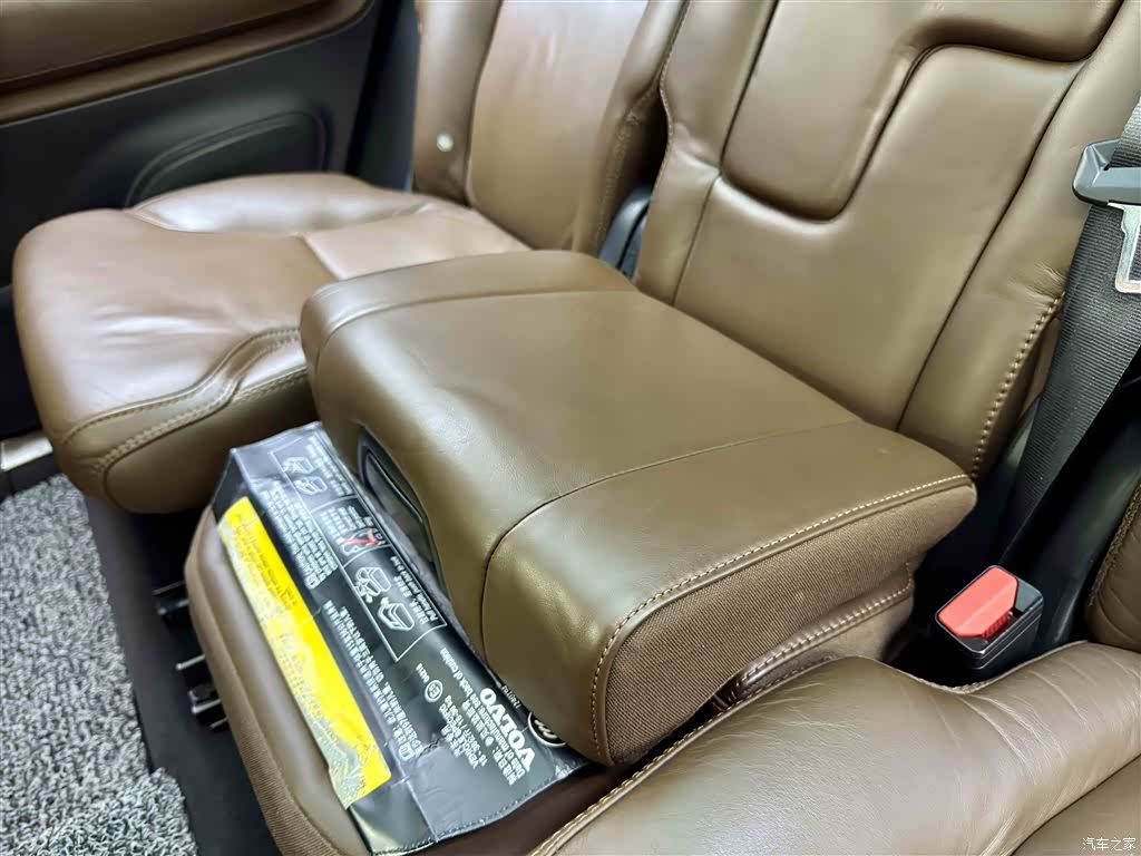 Volvo XC90, 2018 17