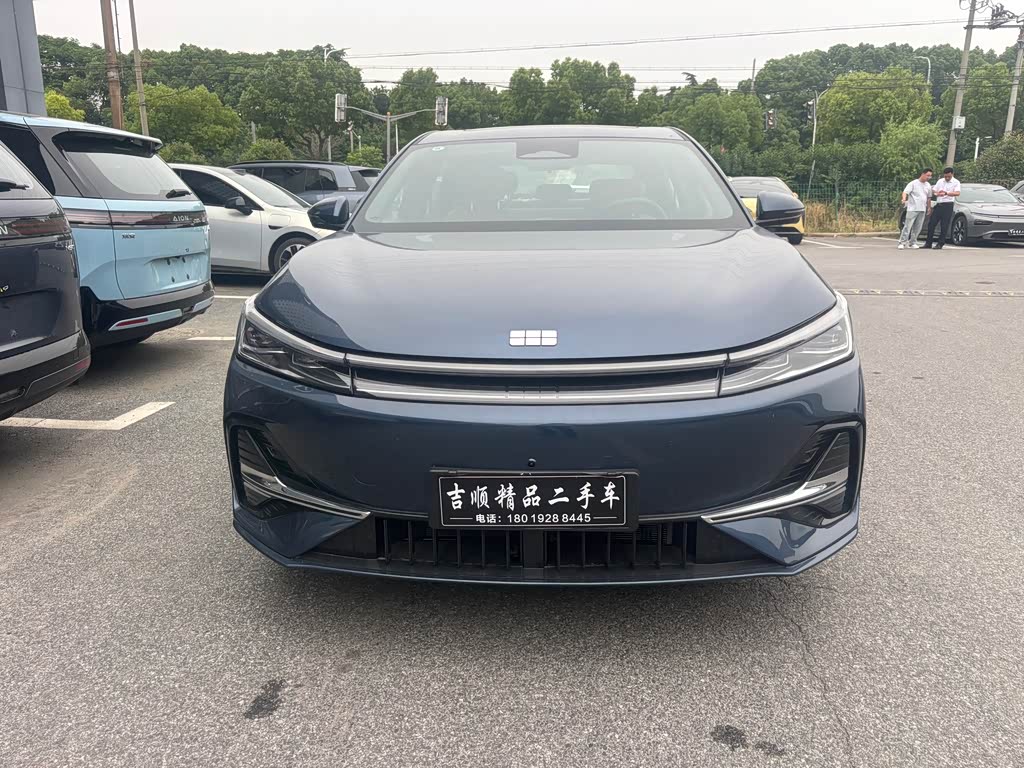 Geely Galaxy A7 EM