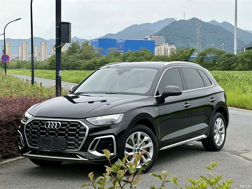 Audi Q5L, 2022 1