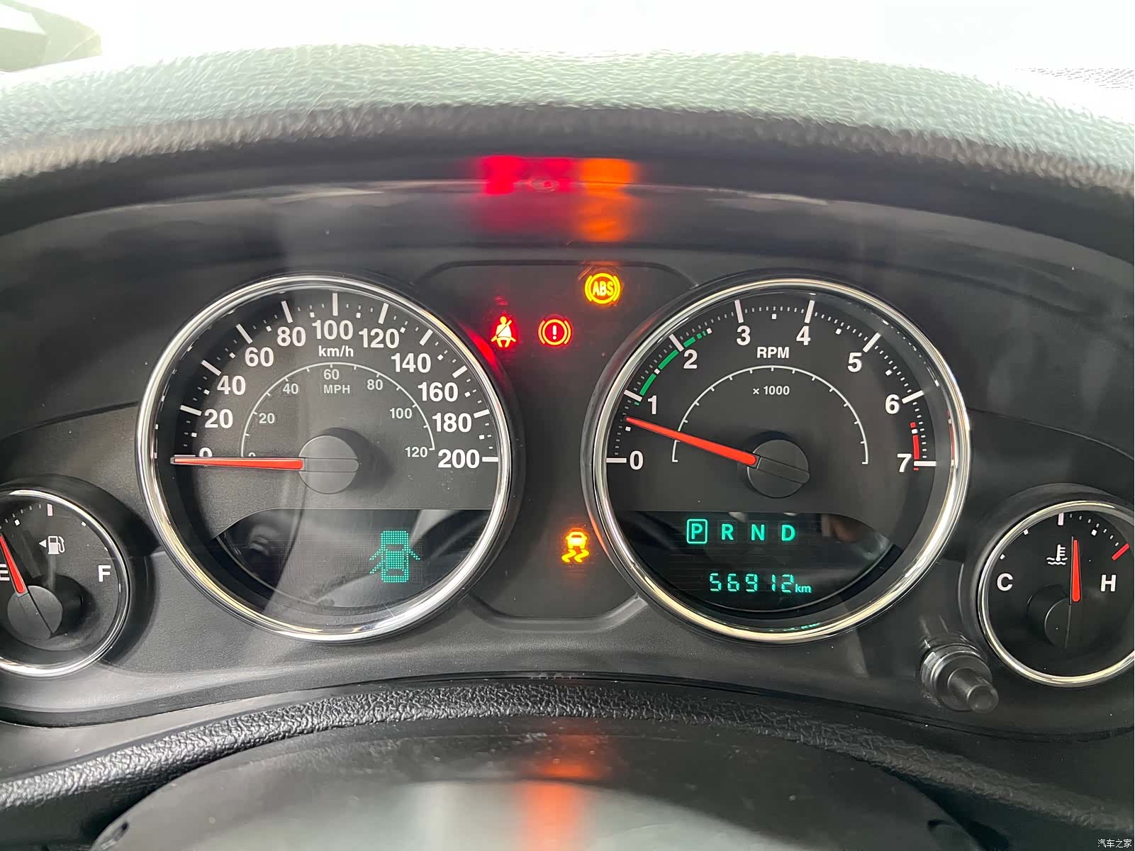 Jeep Wrangler, 2019 26