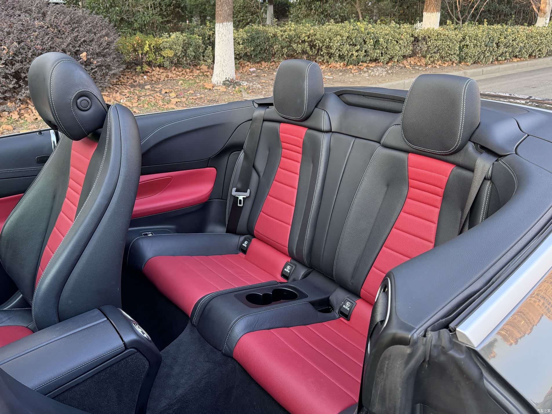Mercedes-Benz E-Class, 2021 12